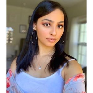 Meet your Posher, Tabitha